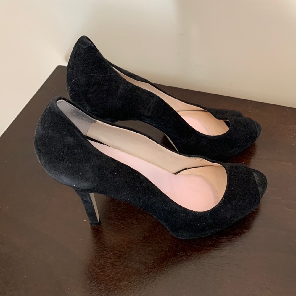 Boutique Black suede Heels